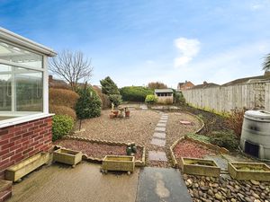 Photo 8- click for photo gallery